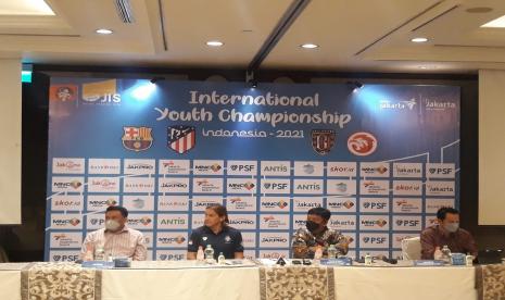 Konferensi pers International Youth Championship 2021 di Hotel Shangri La, Jakarta, Selasa (12/4/2022). 