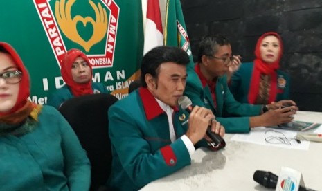 Konferensi pers ketua umum Partai Idaman Rhoma Irama di Cawang Jakarta Timur, Selasa (16/1) terkait penolakan adjudikasi Partai Idama  oleh Bawaslu