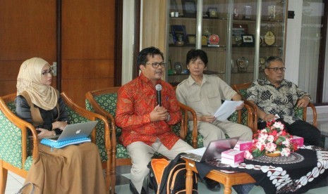 Konferensi pers Kuliah Umum Dr Zakir Naik di UMY.