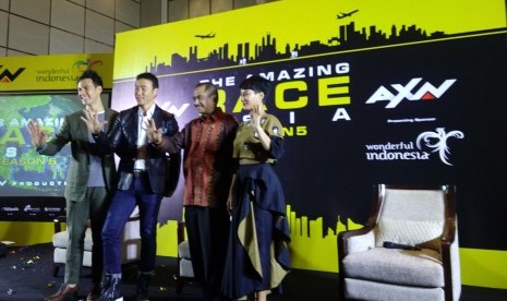 Konferensi pers The Amazing Race Asia musim kelima yang diantaranya diikuti Menpar Arief Yahya dan presenter Allan Wu, Kamis (28/7).