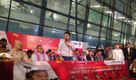 Konferensi pers Timnas Sepak bola Indonesia U-22 di Bandara Soekarno-Hatta, Rabu (27/2). 