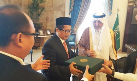 Konjen RI, M. Hery Saripudin bersama Pangeran  Misy’al bin Majid bin Abdulaziz Al Saud