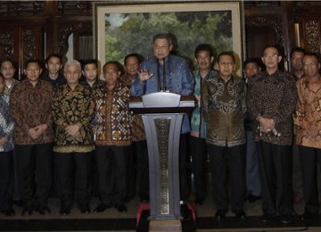 Konpers Presiden SBY bersama Setgab di Cikeas, Bogor, Rabu malam, (14/3). 