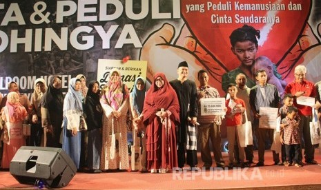 Konser Peduli Rohingya di Depok, Ahad (10/9).