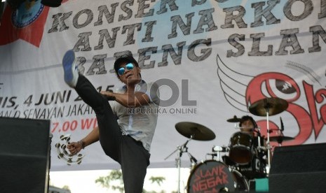 Konser Sore-Sore Anti Narkoba Bareng Slank