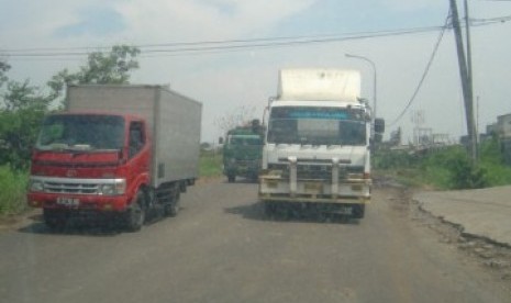 Kontainer dan kendaran berukuran besar lainnya bakal dilarang melintasi rua-ruas jalan di Ibukota