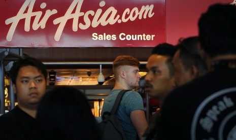 Konter Air Asia di bandara Changi, Singapura.