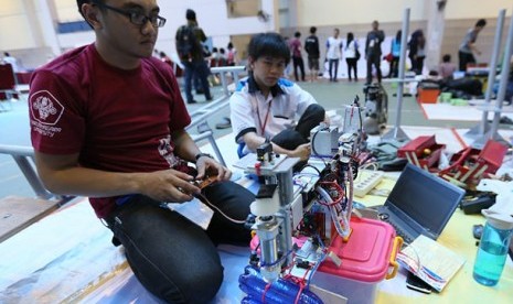 Kontes robot tingkat regional 2014