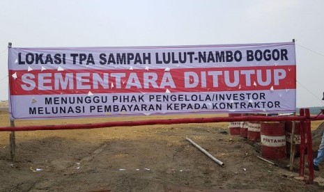 Kontraktor menutup lokasi Tempat Pemrosesan Akhir Sampah (TPPAS) Nambo, Bogor (ilustrasi).