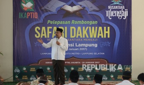 Koordinator Nasional Nusantara Mengaji yang juga Ketua Umum Ikatan Alumni PTIQ Jakarta Jazilul Fawaid memberikan kata sambutan sebelum melepas rombongan safari dakwah di Institut PTIQ Jakarta. (Ilustrasi) 