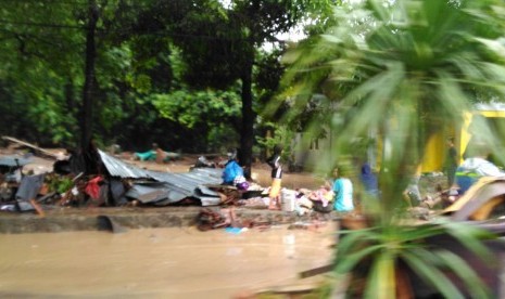 Banjir kembali melanda Bima (ilustrasi).