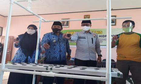 Kota Sukabumi menggenjot budidaya tanaman hidroponik dengan menggiatkan bimbingan kepada warga di Kecamatan Baros, Kamis (17/9).