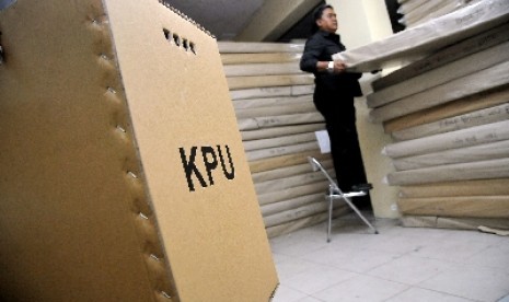 Kotak suara Pemilu 2014 terbuat dari kardus