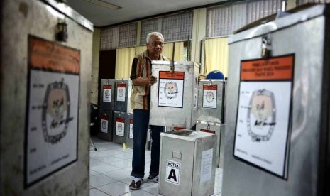 Ballot boxes. (Illustration)