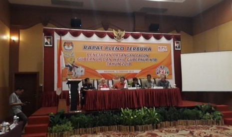 KPU NTB menetapkan empat pasangan calon Gubernur dan Cawagub NTB periode 2018-2023