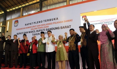  KPUD Bandung Barat Undi Nomor Tiga Paslon