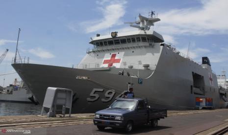 KRI Semarang dikerahkan untuk mengambil alat tes Covid-19 dari Singapura.