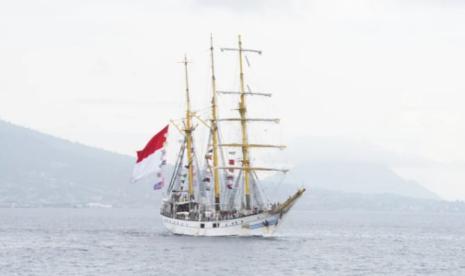 KRI Dewaruci