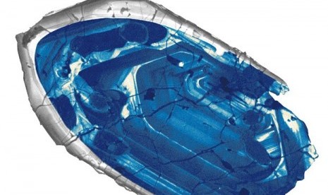 Kristal kuno zirkon yang bisa jadi penanda kapan kehidupan di Bumi dimulai.