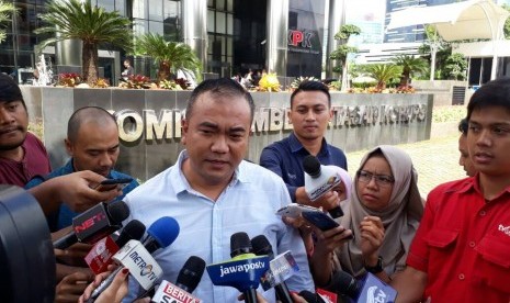 Wakil Ketua Umum Pimpinan Pusat Angkatan Muda Partai Golkar (PP AMPG) Bidang Politik Hukum dan HAM, Aga Khan, menilai beberapa sisi positif UU Cipta Kerja