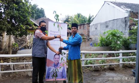 Kuatkan program ketahanan pangan, Rumah Zakat salurkan bantuan bibit.