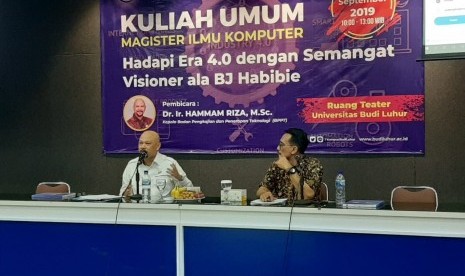 Kuliah umum oleh Kepala BPPT, Hammam, di Universitas Budi Luhur Jakarta.