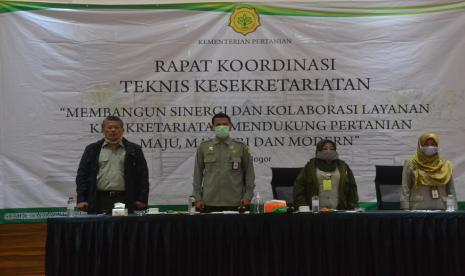 Kunci membangun dan meningkatkan kinerja yang efektif dan efisien dalam memberikan pelayanan yang terbaik adalah komunikasi dan koordinasi. Hal itu disampaikan Sekretaris Jenderal Kementerian Pertanian, Momon Rusmono di Ciawi, Bogor (3/12).