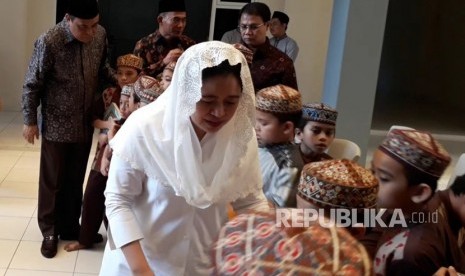 Menteri Koordinator Bidang Pembangunan Manusia dan Kebudayaan Puan Maharani.