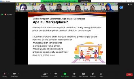 Kurangnya pengetahuan masyarakat mengenai seluk beluk belanja secara online baik di marketplace atau social media, memotivasi dosen Universitas BSI (Bina Sarana Informatika) untuk melakukan penyuluhan yang bertema Konten Promosi Marketplace dan Social Media yang Menyesatkan pada mitra ibu-ibu di lingkungan Perumahan Panjibuwono Babelan, Bekasi, Sabtu (2/21). Kegiatan ini bertajuk Pengabdian Masyarakat.