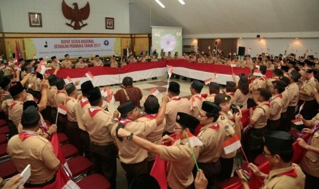 Kwarnas Gerakan Pramuka bentangkan bendera Merah Putih sepanjang 200 Meter 