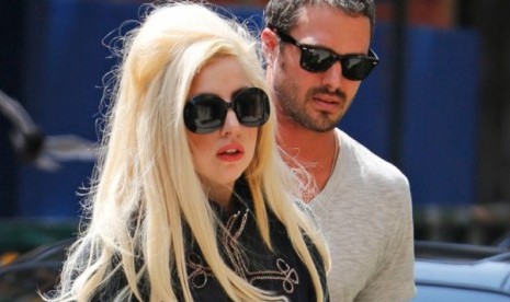 Lady Gaga dan Taylor Kinney