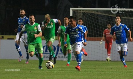 Laga antara Persib Bandung versus Bhayangkara FC, Kamis (31/5).