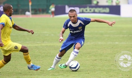 Laga Persib Bandung melawan Persiram Raja Ampat.