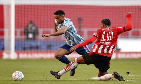 Laga PSV Eindhoven Vs Ajax Amsterdam di Stadion Philips, Ahad (28/2).