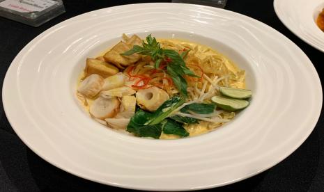 Laksa singapura, salah satu menu berbuka puasa andalan The Ritz Carlton Jakarta-Mega Kuningan. 