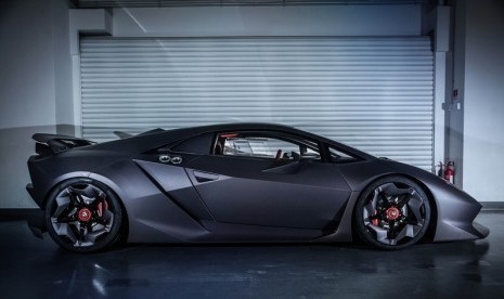 Lamborghini Sesto Elemento