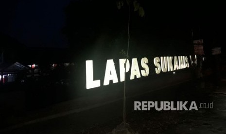 Lapas Sukamiskin, Arcamanik, Bandung pada Ahad (22/7) terpantau sepi. 