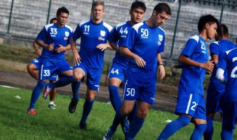 Latihan tim Persib