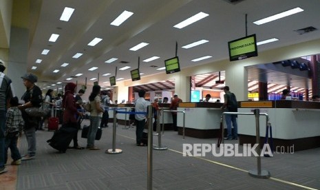 Layanan imigrasi bandara.