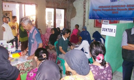 Layanan Kesehatan Gratis Rumah Yatim di Bandung, Selasa (21/4). Foto: Gunadi Priyogo Mulyo