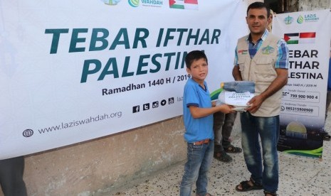 Lazis Wahdah menggelar program Tebar Ifthar Palestina yang kembali menyasar daerah Gaza.