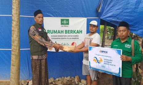 LAZISNU-BPKH Salurkan Sedekah Kurban di Pulau Bawean, Gresik.