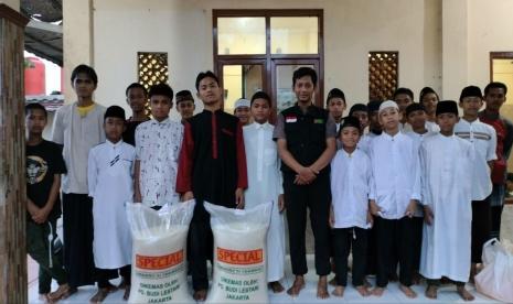 Laznas BMH kirim bantuan untuk santri di Pesantren Darul Qur