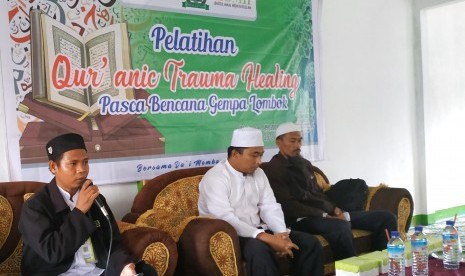 Laznas BMH melatih para dai dan calon dai agar bisa memberikan trauma healing kepada warga korban gempa Lombok.