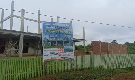 Laznas BMH membangun tempat wudhu dan toilet Masjid Al-Falah di Pesantren Hidayatullah Malinau, RT 20 Malinau Kota, Kabupaten Malinau, Kalimantan Utara.  