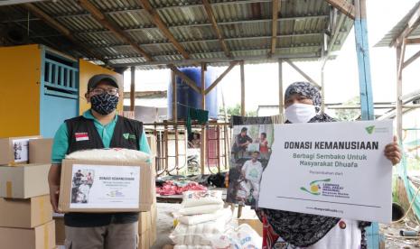 Laznas Chevron bersama Dompet Dhuafa konsisten mewujudkan kepeduliannya kepada masyarakat di tengah pandemi Covid-19, dengan membagikan 80 paket sembako.