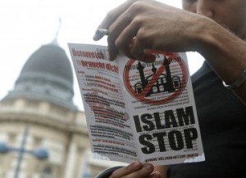 Leaflet anti-Islam di Wina