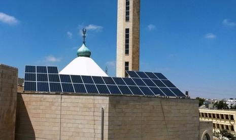 Lebih dari 6.500 masjid di Provinsi Khyber Pakhtunkhwa Pakistan telah dipasangi panel surya. Pemasangan panel surya ini merupakan program kebijakan dari Pemerintah Khyber Pakhtunkhwa. Lebih dari 6.500 Masjid di Pakistan Dipasangi Panel Surya 