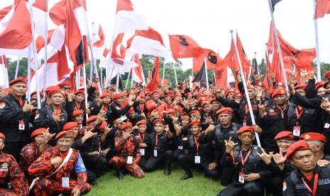 Satgas Cakra Buana PDIP Ditugaskan Bela Pancasila dan Berjuang untuk Wong Cilik