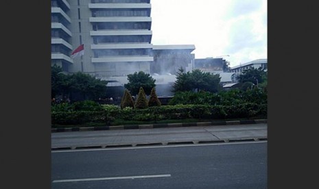 Ledakan bom depan gedung Sarinah, Jakarta.